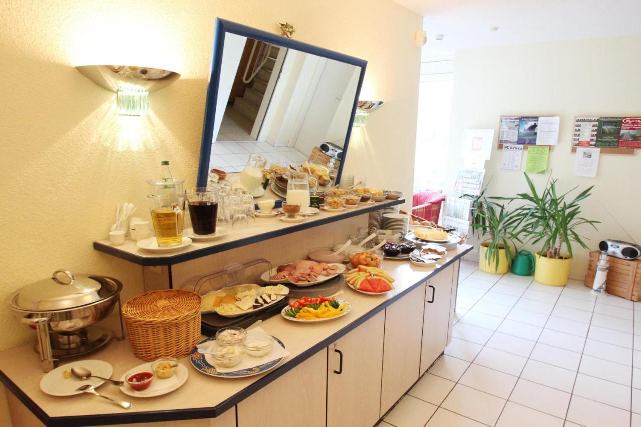 F-1010 Strandhaus Moenchgut B&B Doppelzimmer Nr 35 Lobbe Εξωτερικό φωτογραφία